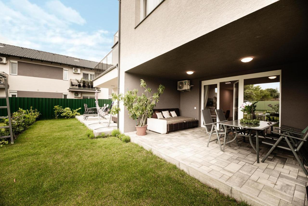 Oak Residents Siofok Appartement Buitenkant foto