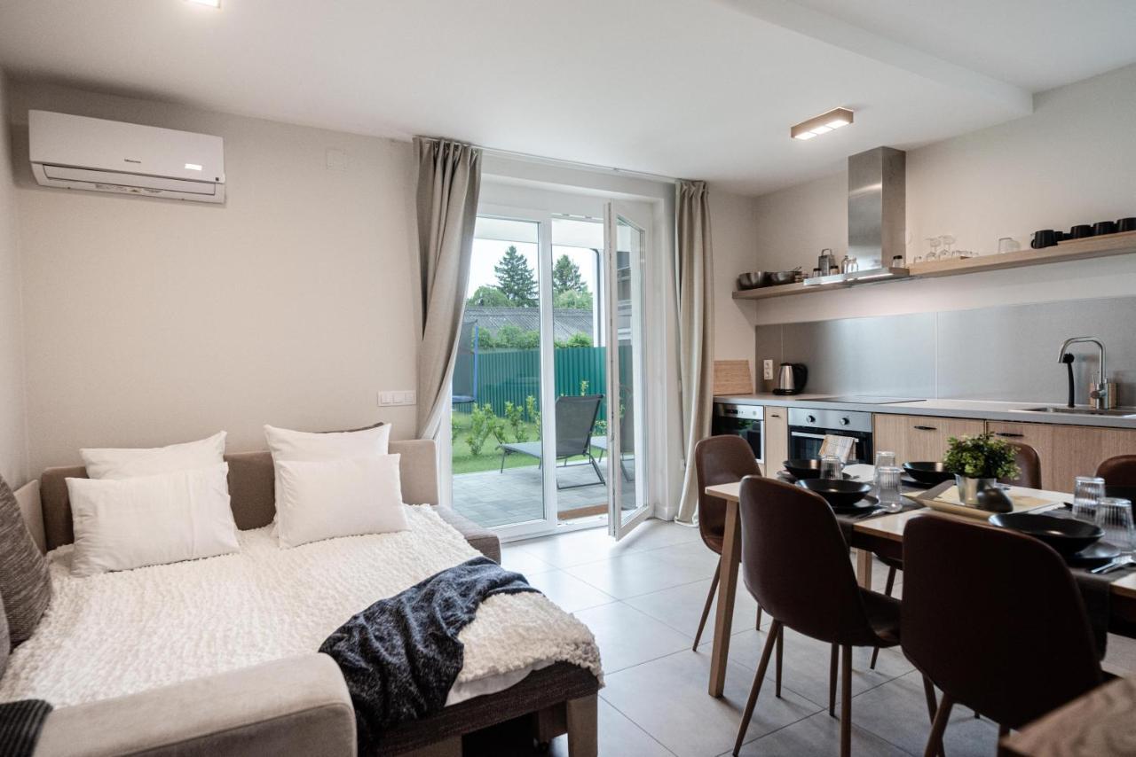 Oak Residents Siofok Appartement Buitenkant foto